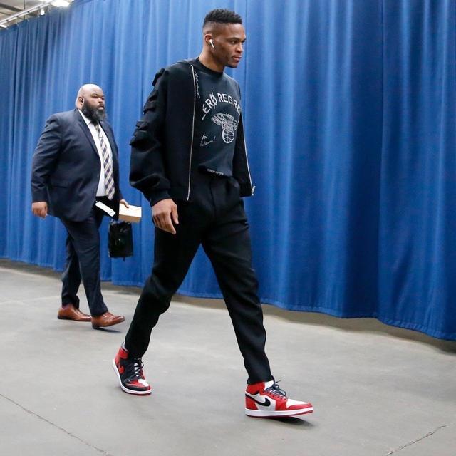 一记抛投 一记抛投